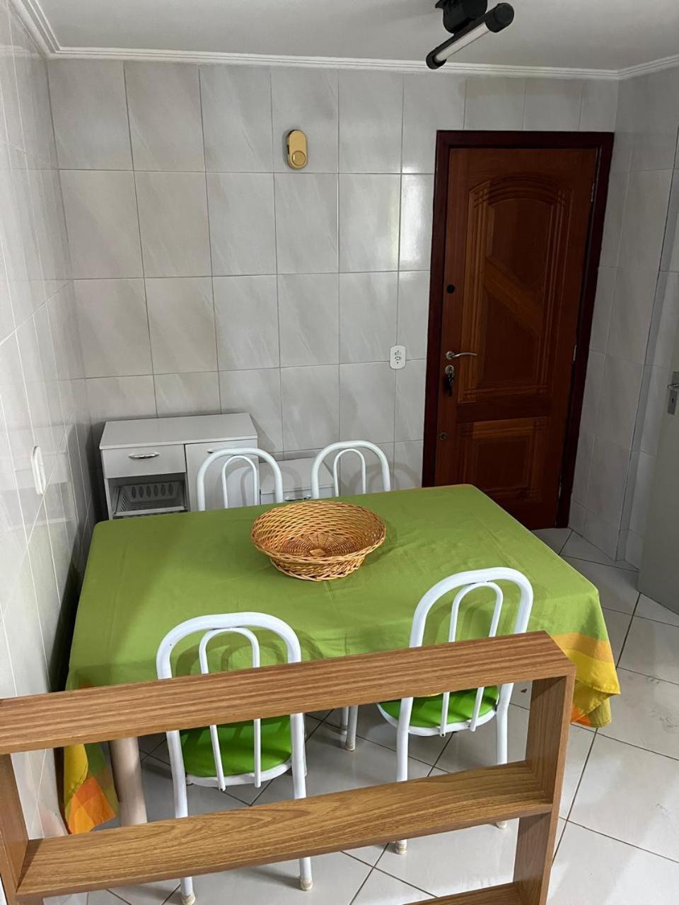 גוארפארי Apartamento Na Praia Do Morro מראה חיצוני תמונה