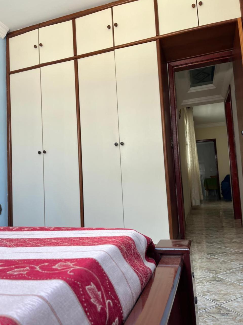 גוארפארי Apartamento Na Praia Do Morro מראה חיצוני תמונה